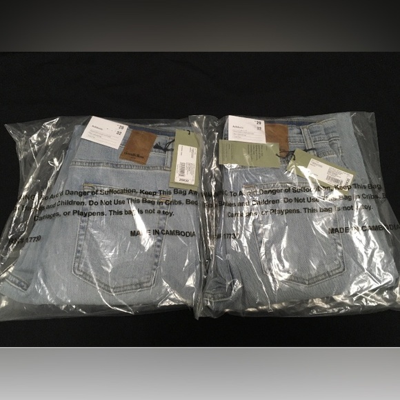 2-Pair Goodfellow & Co Mens 29 x 32 Watson Light Wash Athletic Slim Tapered Leg - Picture 11 of 11